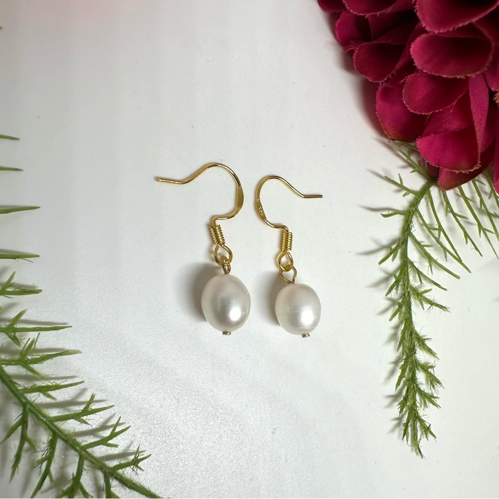 NEW⚜️Freshwater Pearl Drop Earrings - Picture 2 of 5